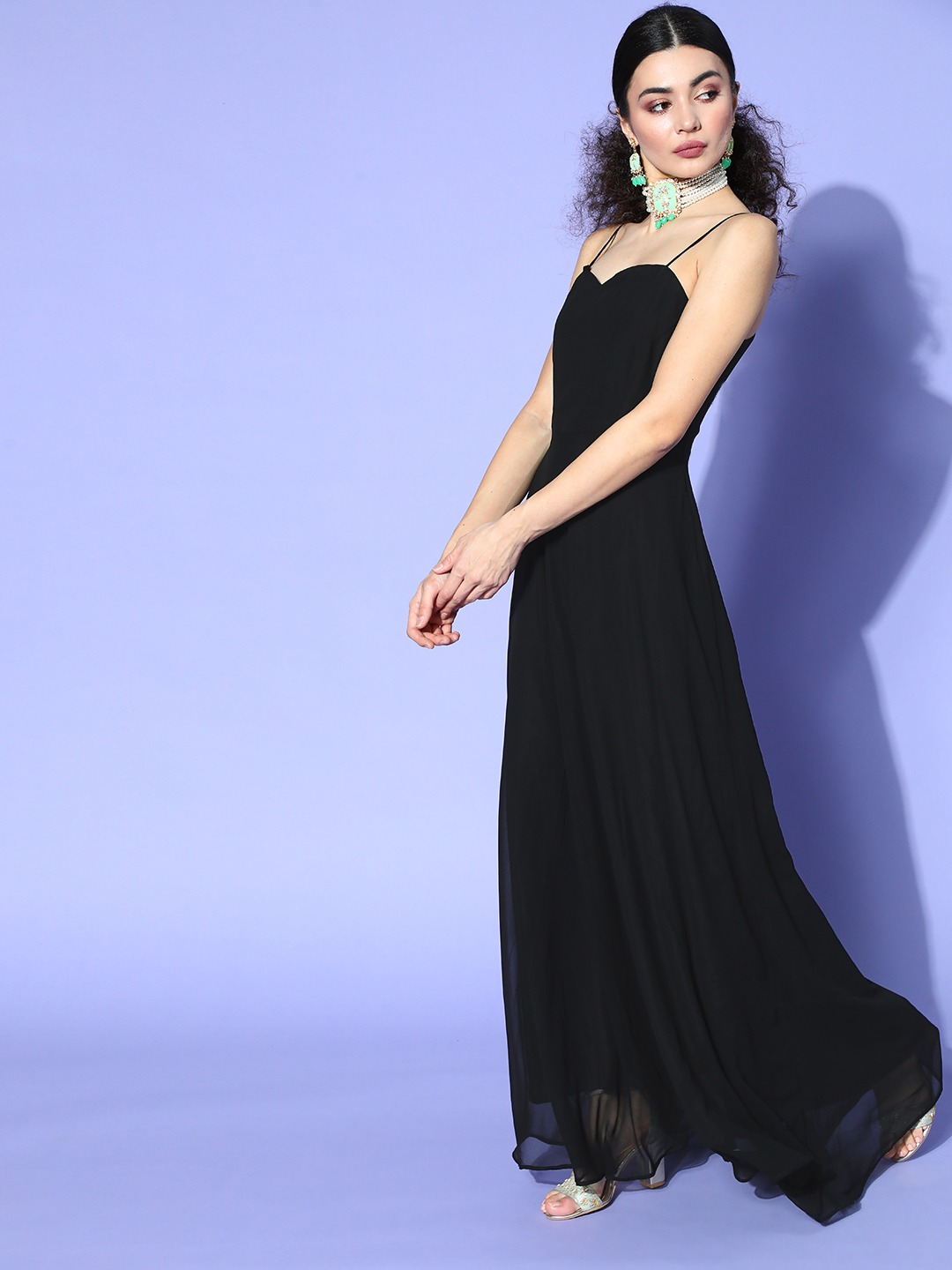 Buy Enthralling Black Georgette Solid Partywear Dresses - .