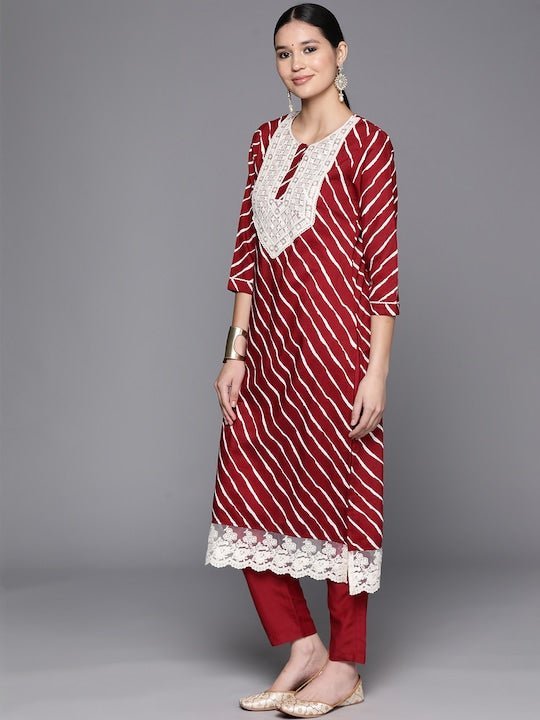Sangria Floral Yoke Design Thread Work Straight Kurta & Trouser With  dupatta - Absolutely Desi