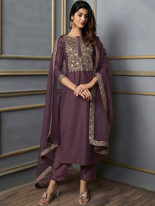 Purple, gold toned kurta & trousers with dupatta Kurta design: A