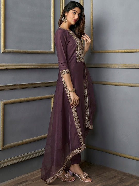 Purple, gold toned kurta & trousers with dupatta Kurta design: A