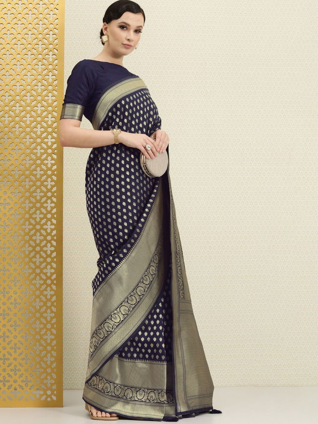 Buy Fantastic Pure Silk Traditional Saree Online at Inddus.com.