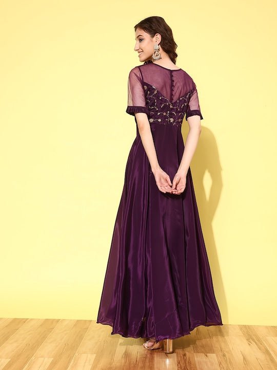 Elegant V-Neck Swing Pleated Maxi Dress - QH Clothing | Pleated dress long, Pleated  maxi dress, Maxi dress